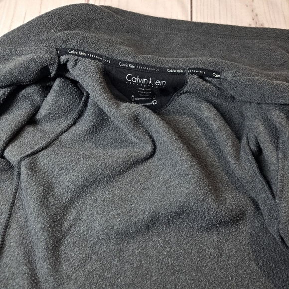 Calvin Klein Performance Fleece Zip Up Extra Small Shacket Sweater Jacket - Picture 3 of 12